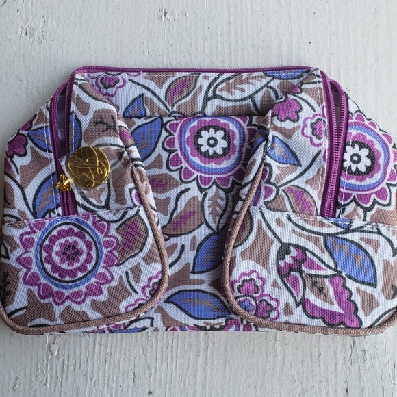 Estee Lauder 🖤 Bundle - Picture 7 of 7